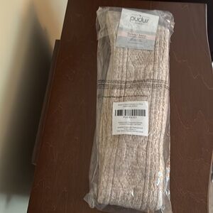 Pudus Cream and Tan Sweater Socks